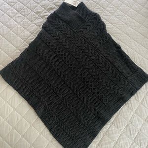 Inis Crafts wool cape